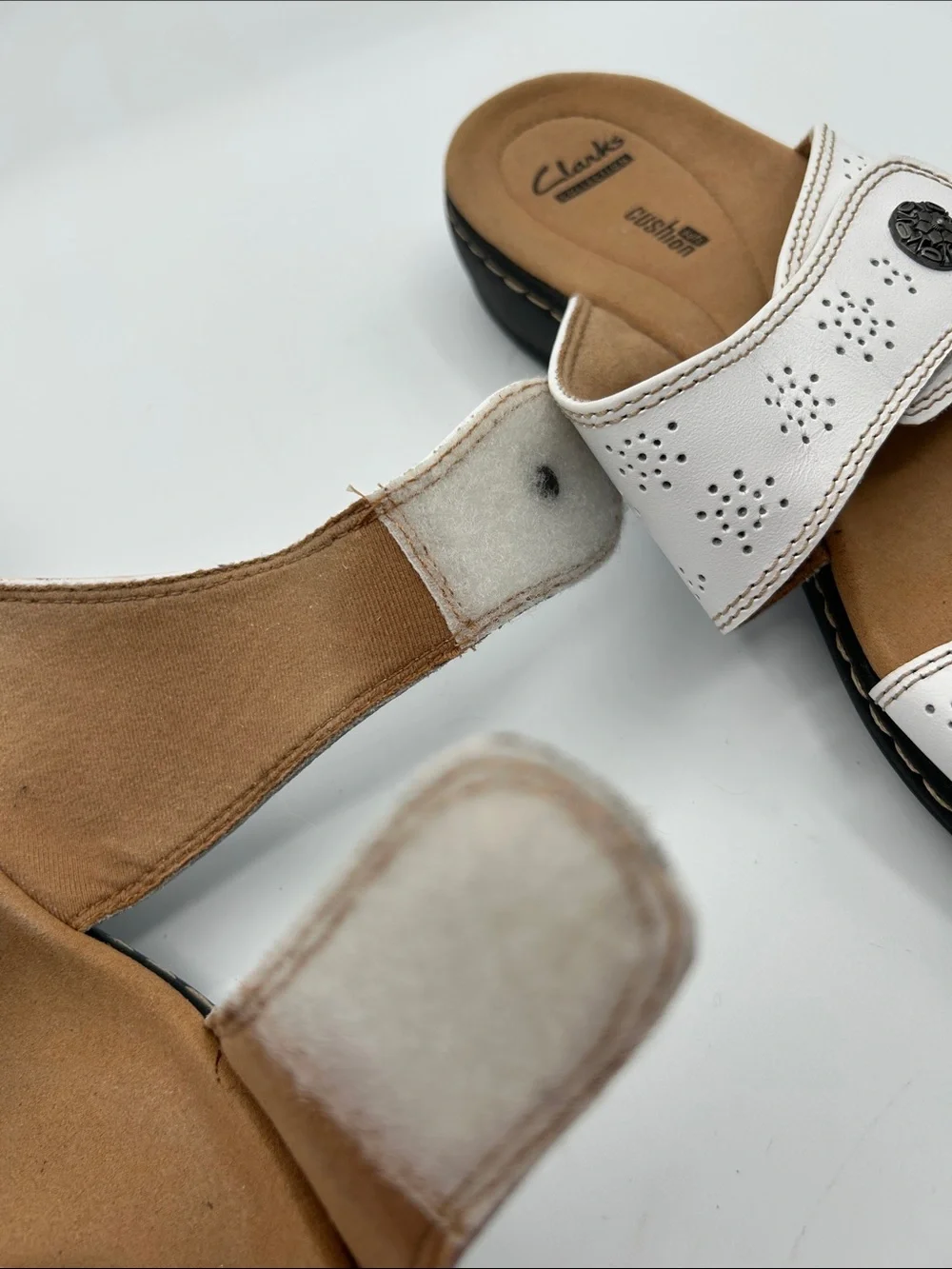 Clarks White Perforated Adjustable Slide Sandals Size 12 N Narrow